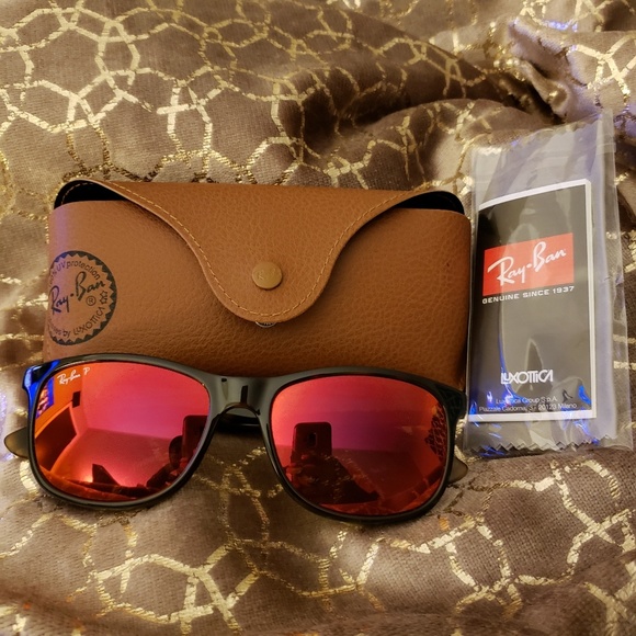 RAY BAN SHADES - Picture 1 of 3